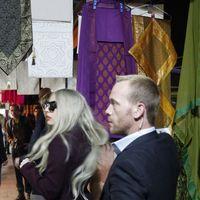 Lady Gaga shopping at the Dilli Haat handicrafts market | Picture 112547